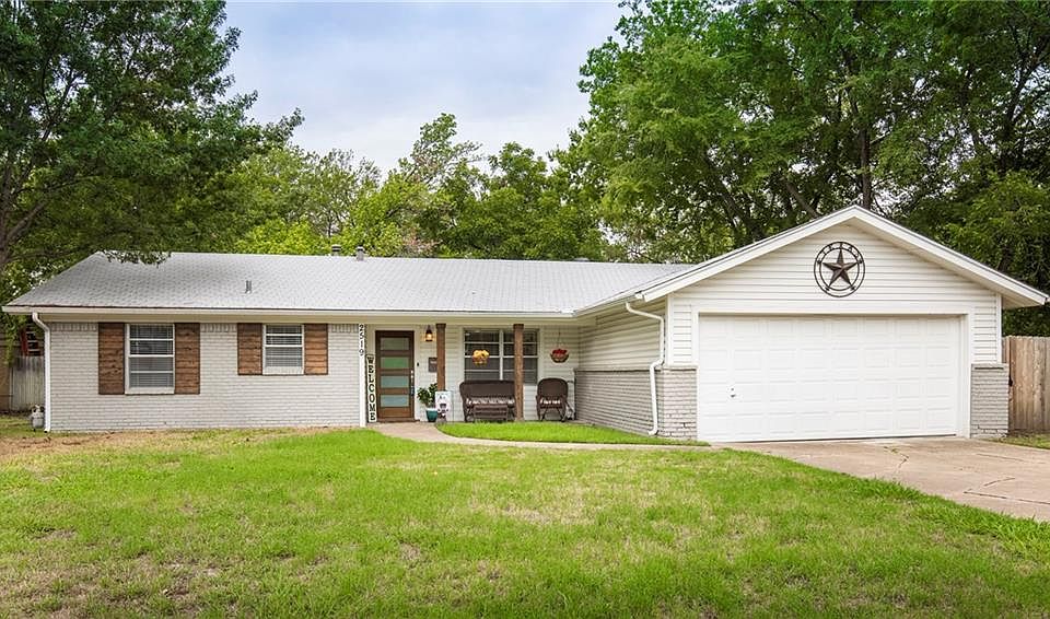 1st image of 2519 Newton Cir E
