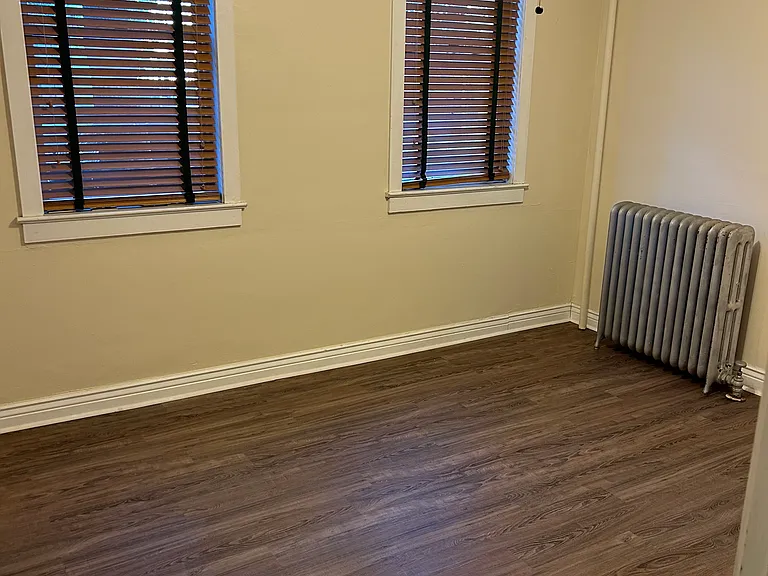 1021 Green St #1 — Photo 8