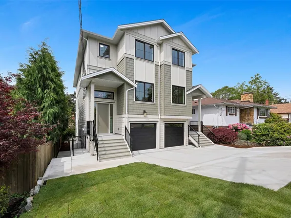4016 Wiseton St #A, Saanich, BC V8Z 4M7