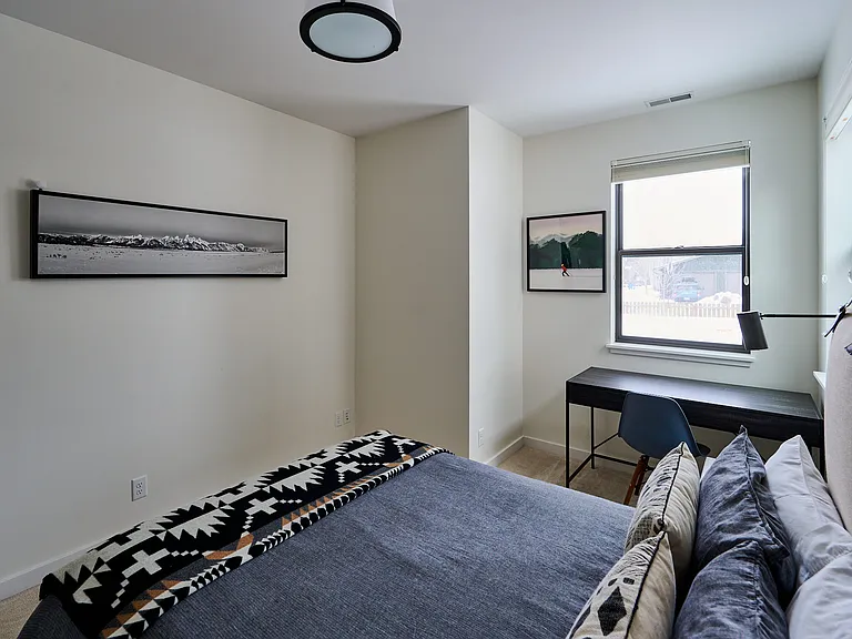 520 Redmond St — Photo 21