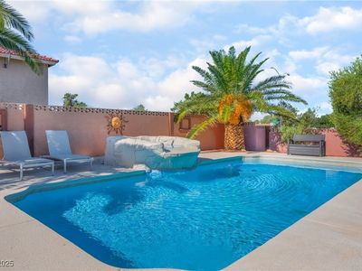 5717 Christchurch Ave, Las Vegas, NV, 89110