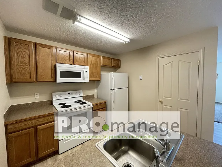 2592 Prospect Dr. — Photo 3