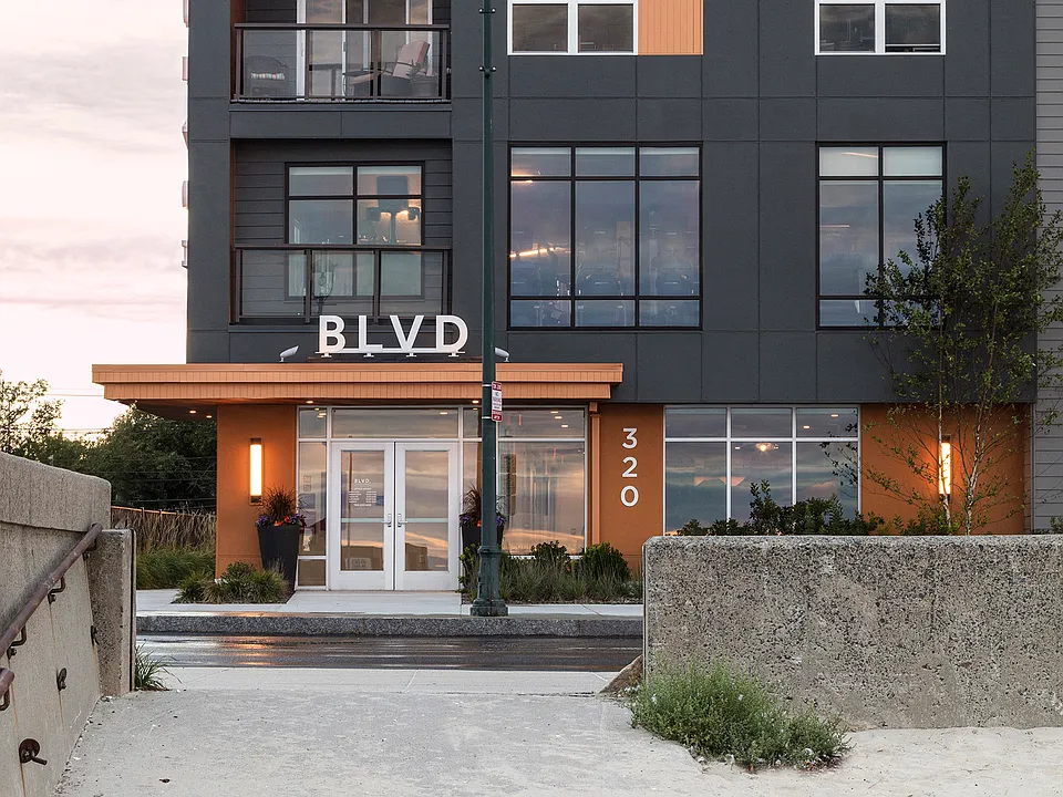 BLVD at Revere Beach