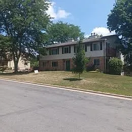 847 Walnut St — Photo 13