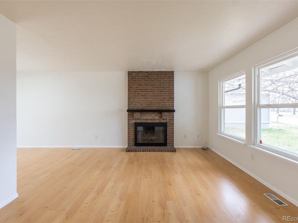 3892 S Mission Parkway S, Aurora, CO 80013