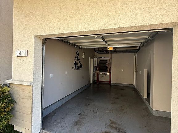 3rd image of 341 Crate Ave