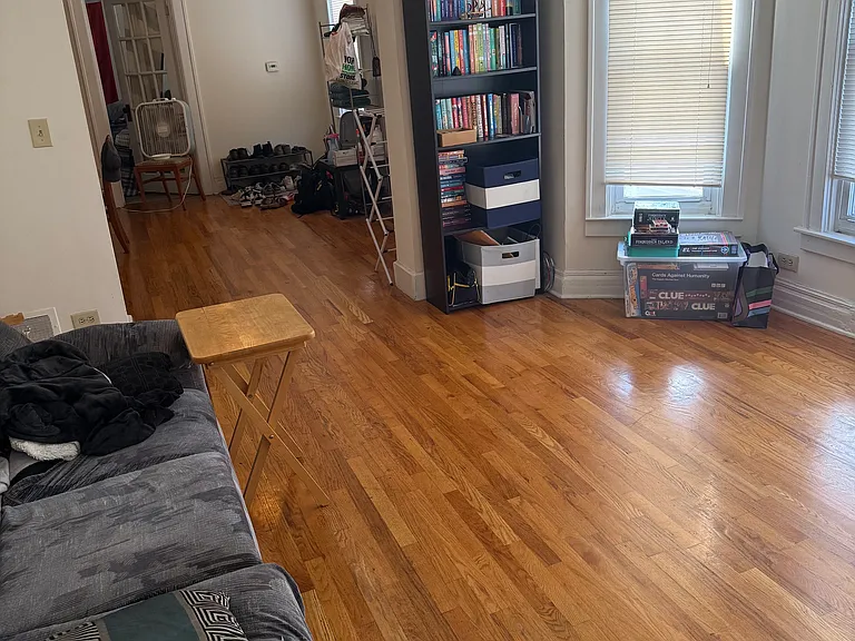 2305 W Fullerton Ave #2W — Photo 3
