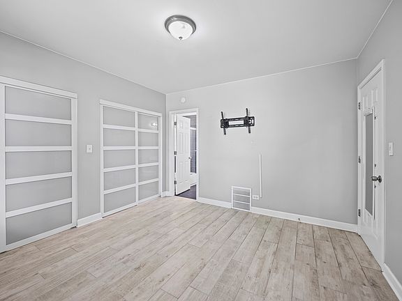 4th image of 3024 W Washington Blvd #A