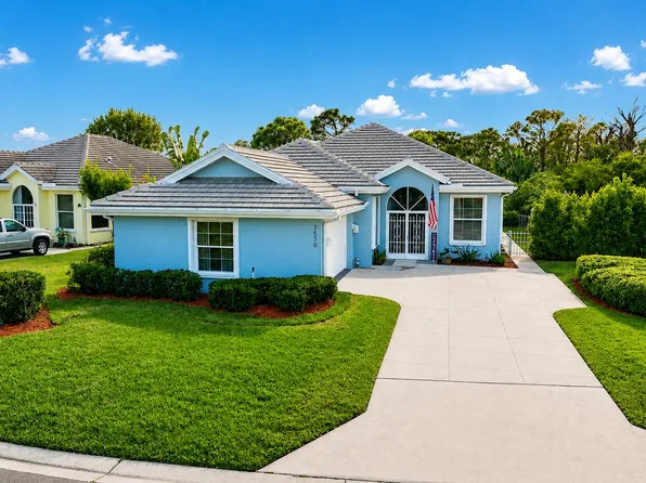 7570 SE Bay Cedar Circle, Hobe Sound, FL 33455