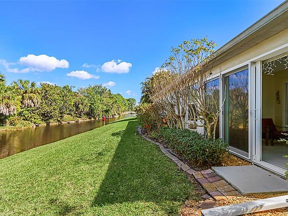 5th image of 2031 Matecumbe Key Rd