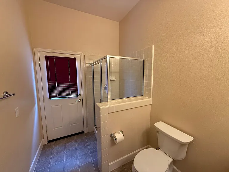 3389 Bonaire Rd — Photo 4