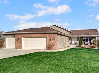 7609 Polk Ct, Merrillville, IN 46410