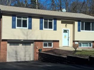 160 Fox Chase Dr, Verona, PA 15147