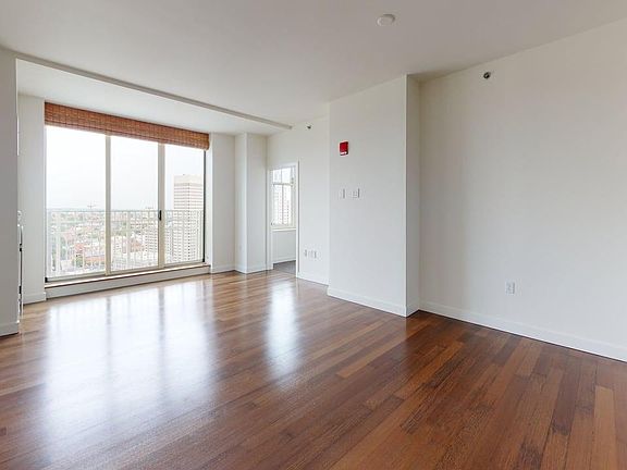 2nd image of 1 W Exchange St Unit 2805