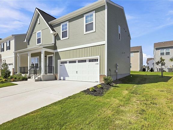 2nd image of 218 Peck Ln