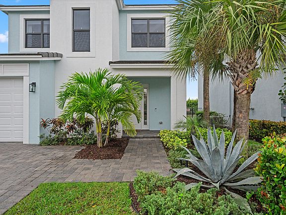 5th image of 16264 Sandy Shore Drive