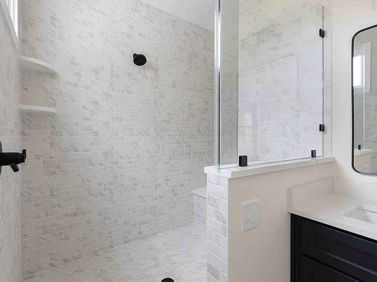 804 Shepherd St — Photo 15