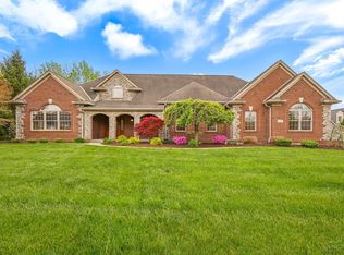 1177 Lake Trail Dr, Cincinnati, OH 45233