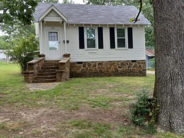 504 W Spring St, Heber Springs, AR 72543