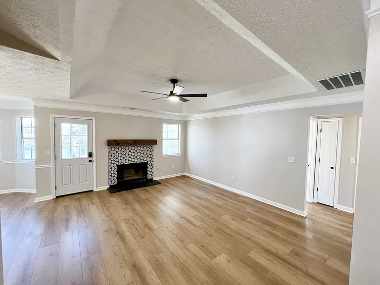 39 Brenda Ellen Dr — Photo 7