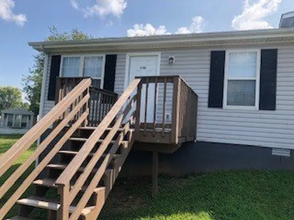 210B Arkansas Ave, Oak Grove, KY 42262