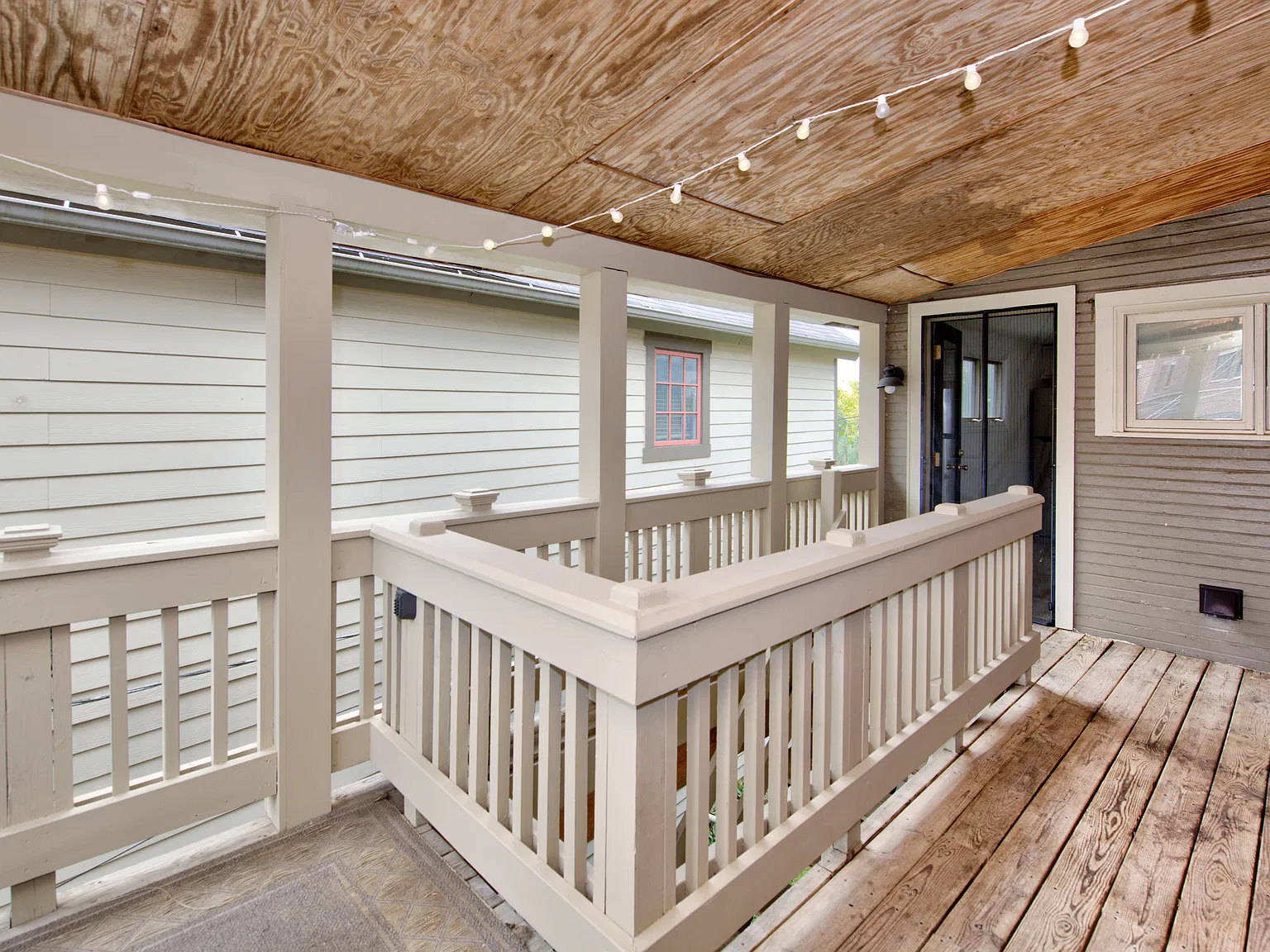 1 bed, 968 sqft, $1,475 — Photo 3