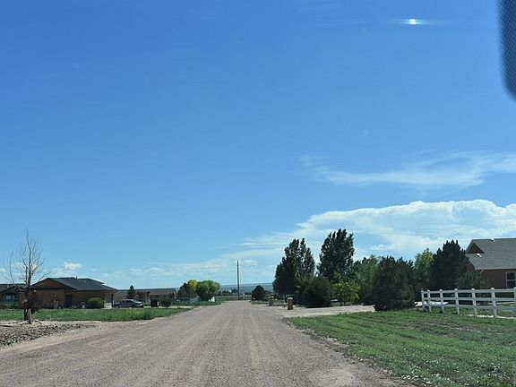 3rd image of 648 S Calle Concordia