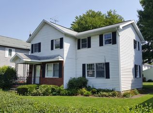 425 Hickory St, Blakely, PA