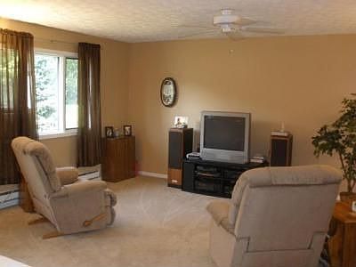 2nd image of 157 Warwood Dr