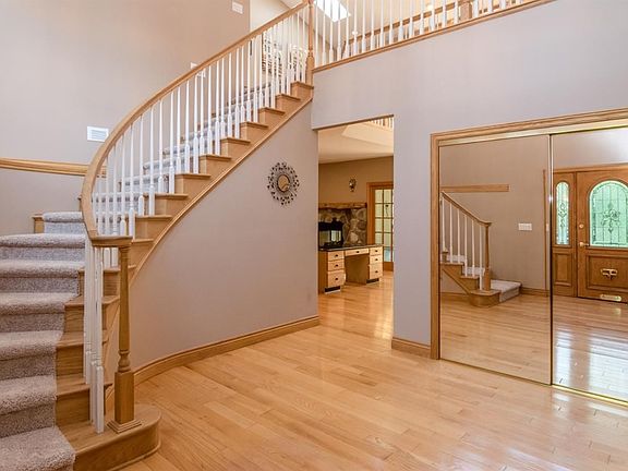 5th image of 4850 Hidden Brook Ln