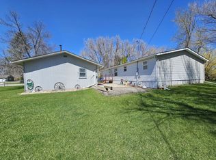 313 E Boulevard St, Lewistown, MT 59457
