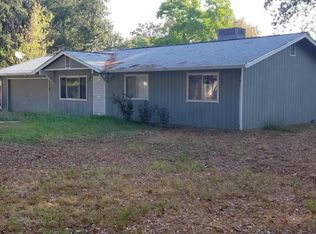 1965 Jewell Ln, Redding, CA 96001