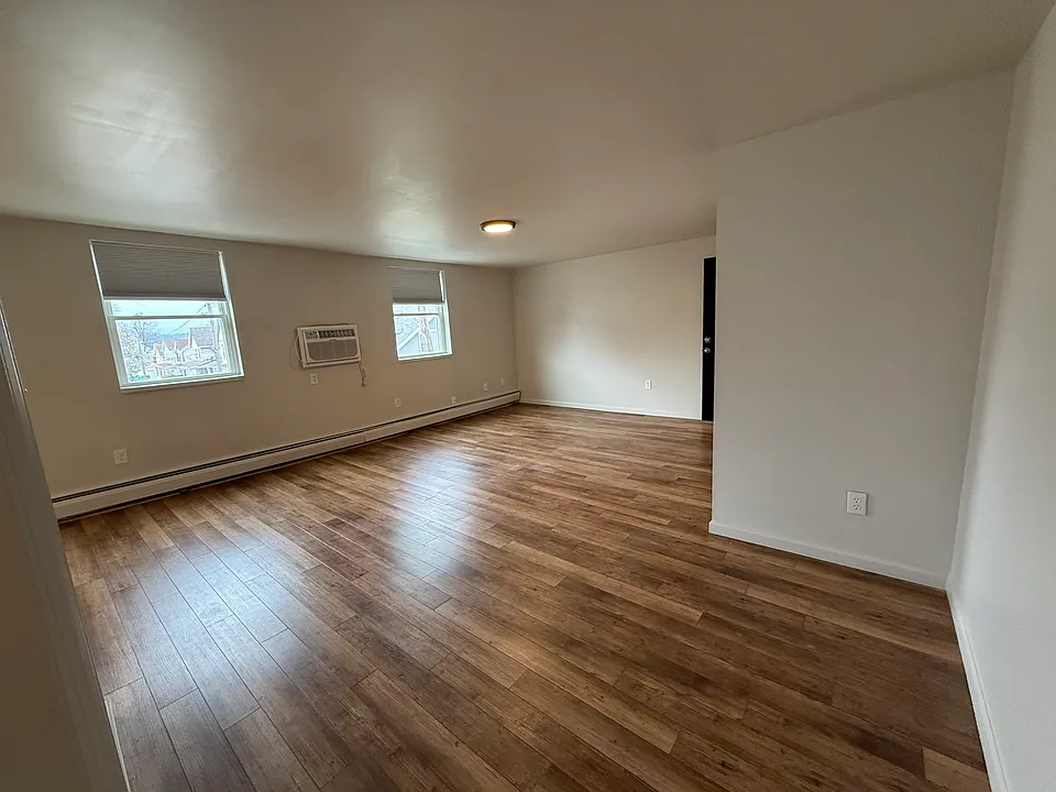 Living and dining space