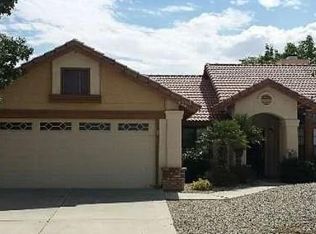 824 Lois Ln, Lancaster, CA 93535
