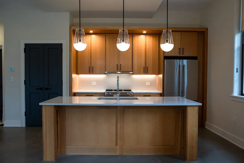 1 bed, 840 sqft, $3,025 — Photo 2