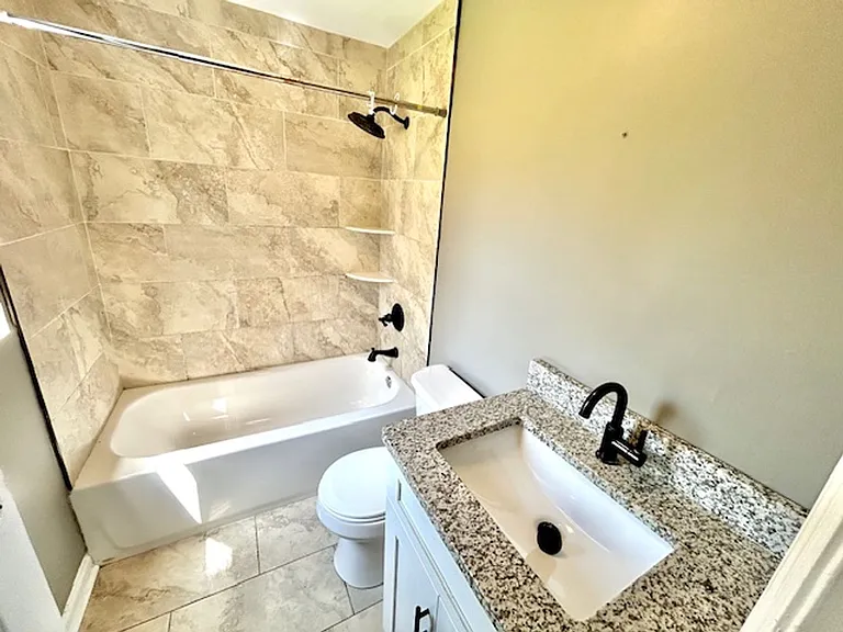 3514 Triana Blvd SW — Photo 3