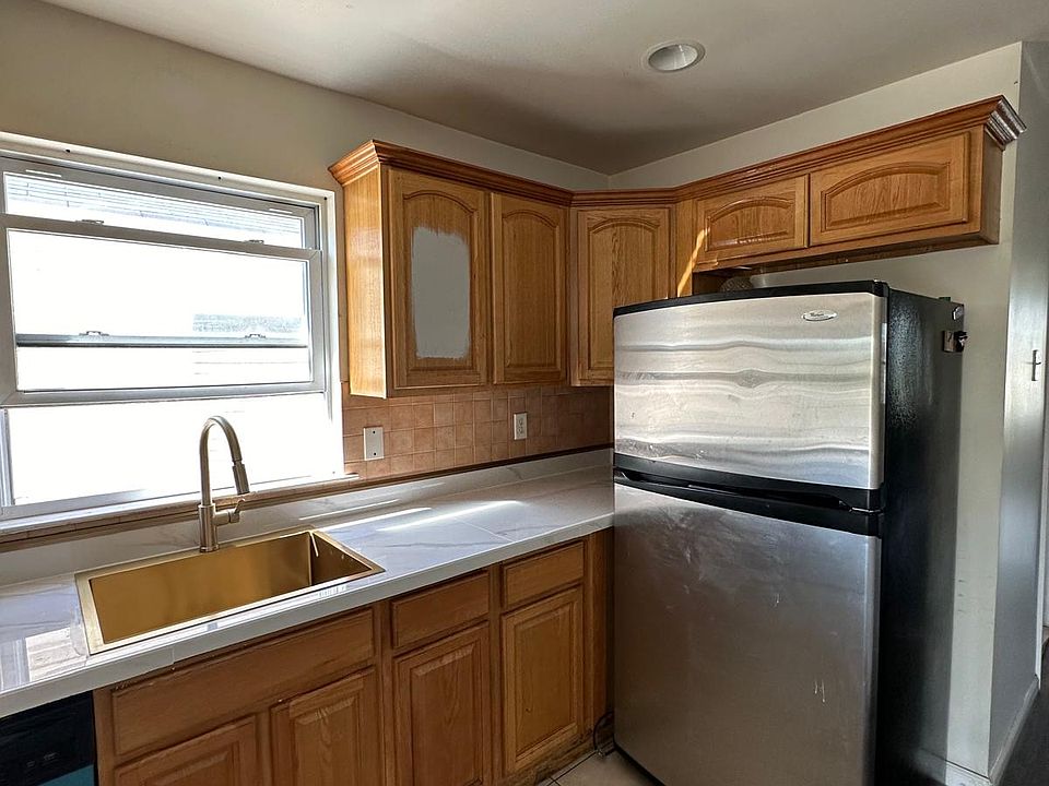 1st image of 641 Court St Floor 2