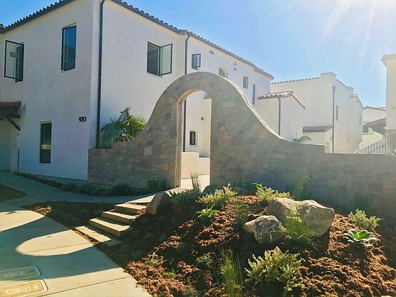 4th image of 920 Lowena Dr #21