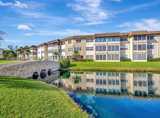 Hawaiian Gardens, Fort Lauderdale, FL 33319