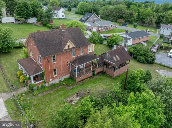 330 Oak St, Martinsburg, WV 25401