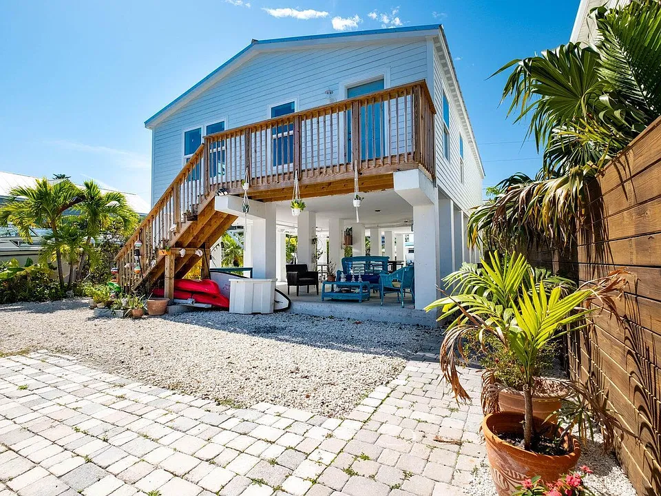 142 Airstream Ln