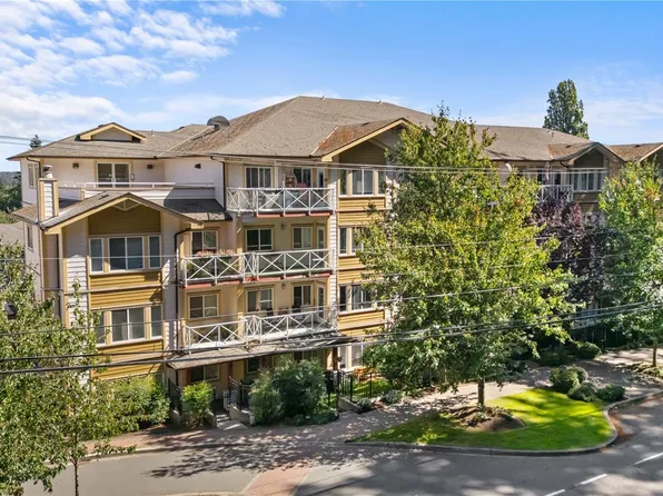 360 Goldstream Ave #202, Colwood, BC V9B 2W3