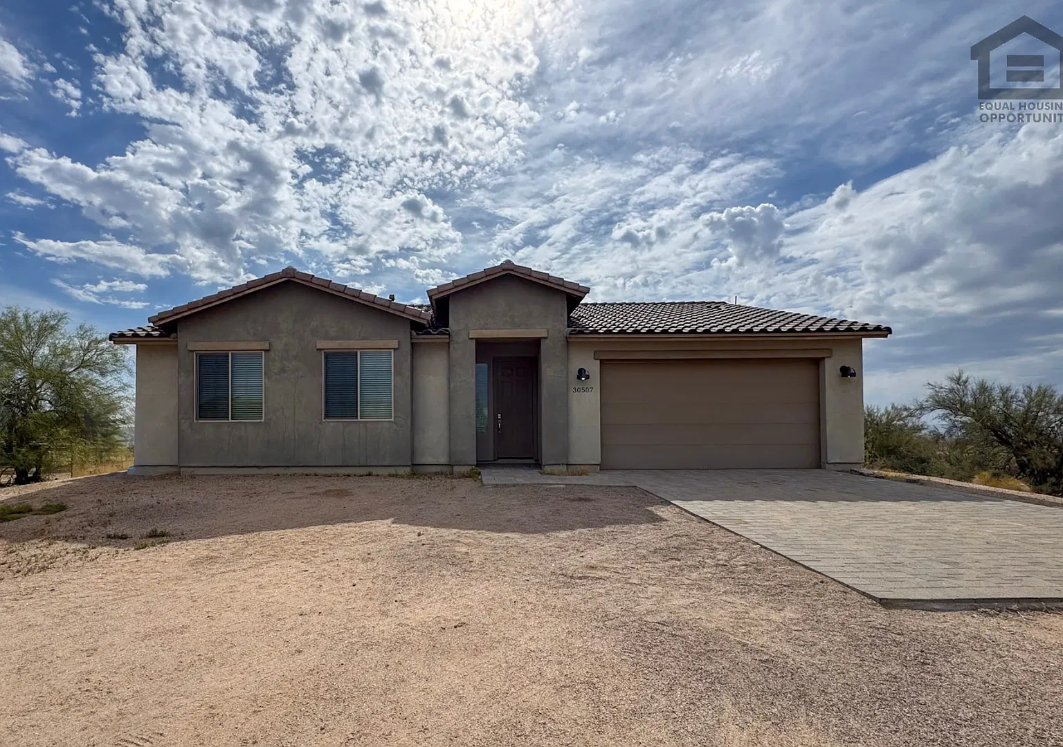 3Bed/2Bath House in Rio Verde! Ready for Immediate Move-In! — Photo 1