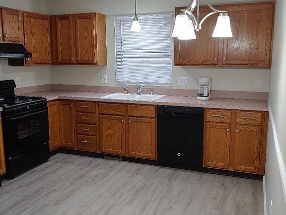 3rd image of 1319 Northmoreland Blvd