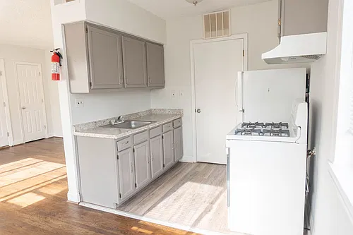 Floor plan 302