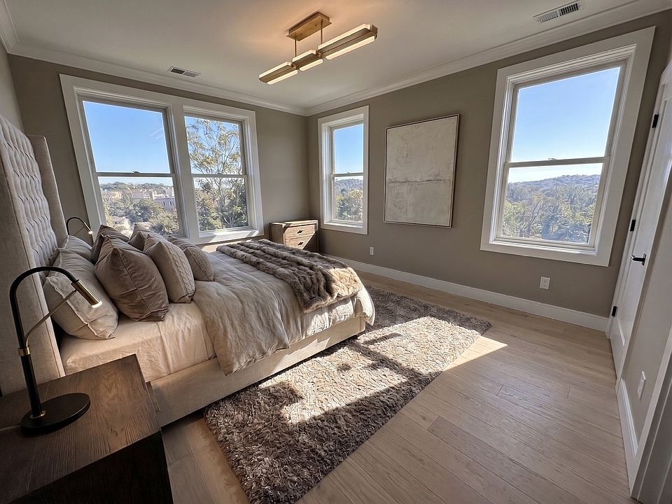 1st image of 87 Nottinghill Rd #4