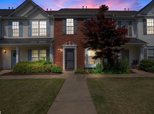 215 Spring Crossing Cir, Greer, SC 29650