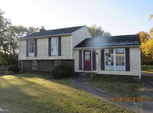 14 Sandy Spring Ln, Thurmont, MD 21788