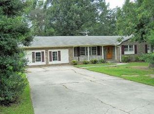 904 Wagoner Rd, Elon, NC 27244