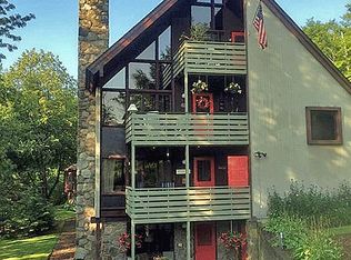 399 Village Rd #1G1, Warren, VT 05674